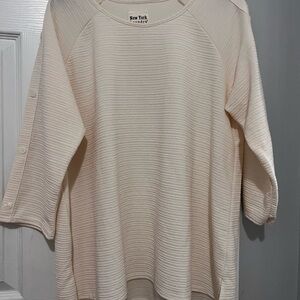 New York Laundry Cream Sweatshirt